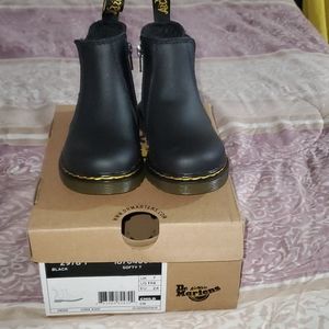 Little girls black boots